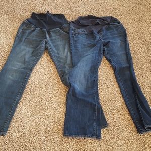 2 pairs if maternity jeans. Old navy 14 long tall